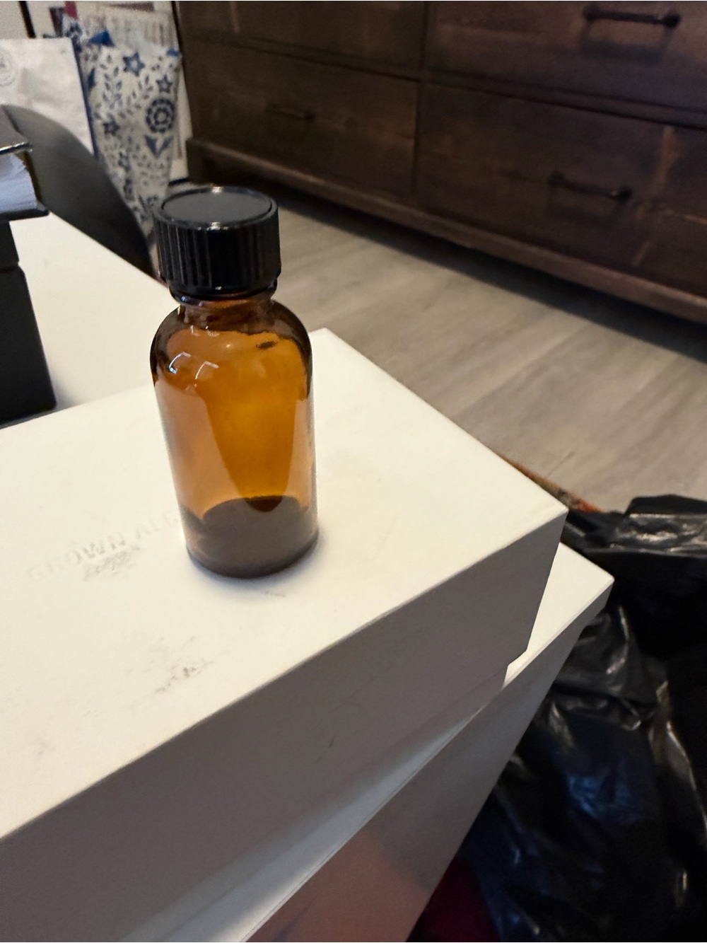 Brand new 30ml amber bottles with caps x30